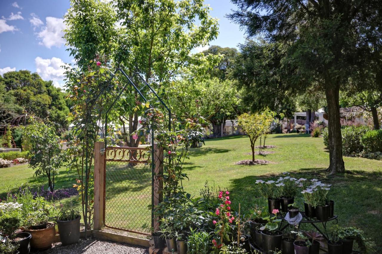 Motel Yarra Gables Healesville Esterno foto